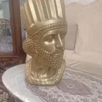 مجسمه کوروش