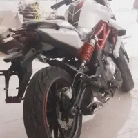 بنلی 300 خشک|موتورسیکلت|ایوان, |دیوار