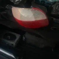 چراغ خطر بالا سفید ۲۰۶