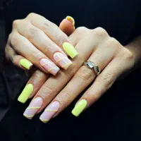 کاشت و ترمیم ناخن|خدمات آرایشگری و زیبایی|کرج, شهرک یاس جنوبی|دیوار