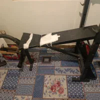 دمبل و میز پرس