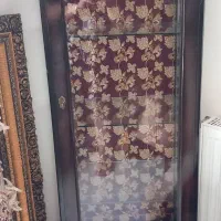 ساعت ایستاده و بوفه