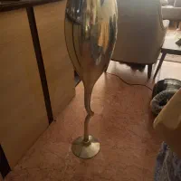 گلدان پایه دار