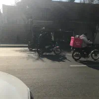 مغازه-بر-خیابان-مولوی