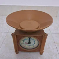 ترازوی آشپزخانه|ظروف پخت‌وپز|قائن, |دیوار