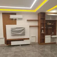 تی وی  وال، کمد