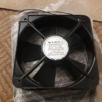 یک عددکاپوچینوسازوفن نو ودوساعت دیواری