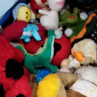 کلی عروسک شاید 100 تا دونه ای فروش درحدنو|اسباببازی بچه|اراک, |دیوار