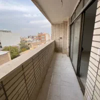 200متر بازسازی شده خ اصلی بزرگمهر طبقه اول مجزا