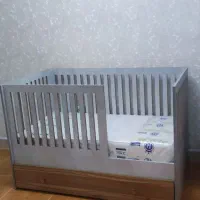 تخت خواب، تخت نوزاد، میزتحریر، میز آرایش،|تخت و سرویس خواب|آستارا, |دیوار