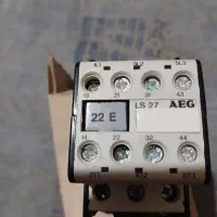 یک عدد بیمتال و یک کنتاکتور