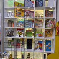 ویترین / کتابخانه چوبی