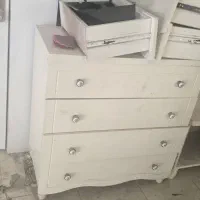 فروش صندلی و تخت آرایشگاه زنانه در حد نو|آرایشگاه و سالنهای زیبایی|مشهد, کوه سنگی|دیوار