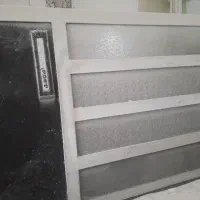 درب آهنی با چهار چوب