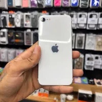 Iphone se 2020 حافظه ۱۲۸ گیگ درحد