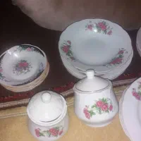 ظرف های عتیقه قدیمی.