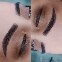 میکرو ابرو . تتو چشم و لب