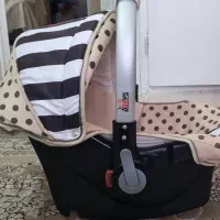 کریر و روروئک نوزادی