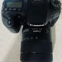 دوربین حرفه‌ای Canon 90D به همراه لنز 18-135