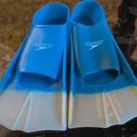 فین شنا اسپیدو