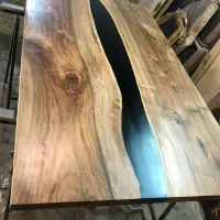 میز ناهارخوری و کابینت