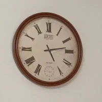 ساعت دیواری دوموتوره