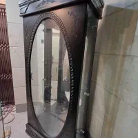 بوفه یا ویترین شیشه ای کاملا سالم