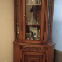 ویترین سه کنج