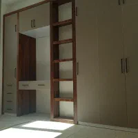 ساخت و نصب و اجرا انواع کابینت و کمد دیواری