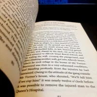 کتاب ، رمان انگلیسی پیکی بلایندرز|کتاب و مجله آموزشی|قم, باجک سه|دیوار