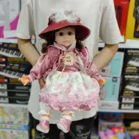 عروسک ‌سارا سلیکونی