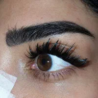 کاشت مژه|خدمات زیبایی و سلامت|شیراز, پودنک|دیوار