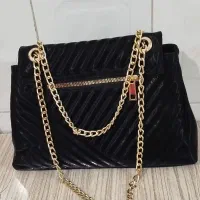 کیف|کیف، کفش، کمربند|قروه, |دیوار