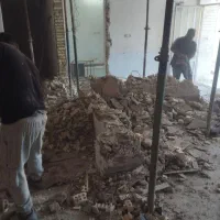 تخریب کاری و کاشی کاری