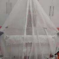 تخت کنار مادر در حد نو بفروش میرسد