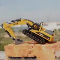 راننده بیل مکانیکی هستم