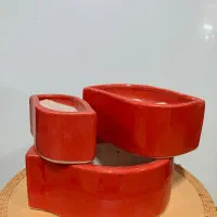 انواع گلدانها وکوزه های سرامیکی و سفالی وپلاستیکی