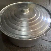 قابلمه خیلی‌بزرگ‌ آلمینیوم درحدخیلی‌نو