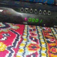 گیرنده دیجیتال مگسیدر