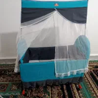 گهواره. تخت بچه