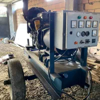 ژنراتور سه فاز|ماشین‌آلات صنعتی|گلوگاه, |دیوار