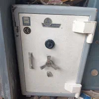 گاو صندوق بانکی