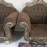 مبل نیمه سلطنتی همراه با دو عدد میز عسلی