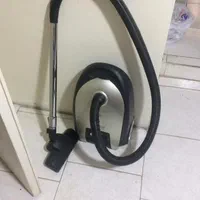 جارو برقی دوو ۲۱۰۰ وات نقره ای مشکی|جاروبرقی، جارو شارژی، بخارشو|تهران, امیر بهادر|دیوار