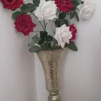 گل و گلدان یک ونیم