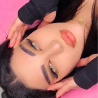 اکستنشن مژه با ۹ سال سابقه کار خدمات و تدریس