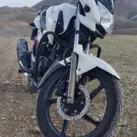 موتور سیکلت هیرو هانک ۱۵۰ سی سی