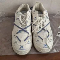 کتونی خارجی