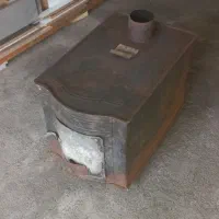 بخاری هیزمی کارکرده قدیمی
