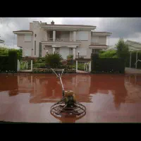 بتن ریزی کف با ماله پروانه ای